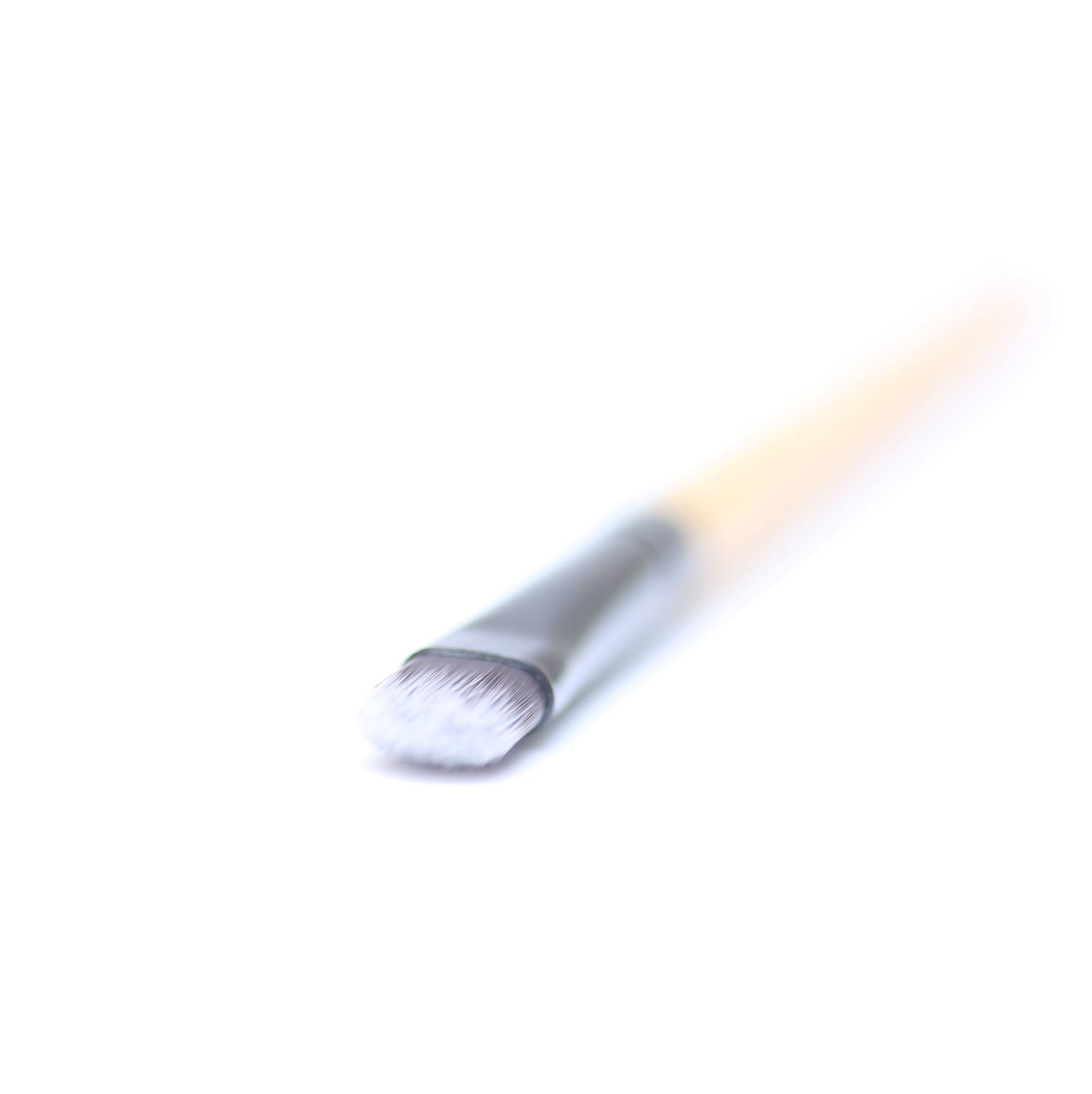 Eyeshadow/Concealer Brush-1